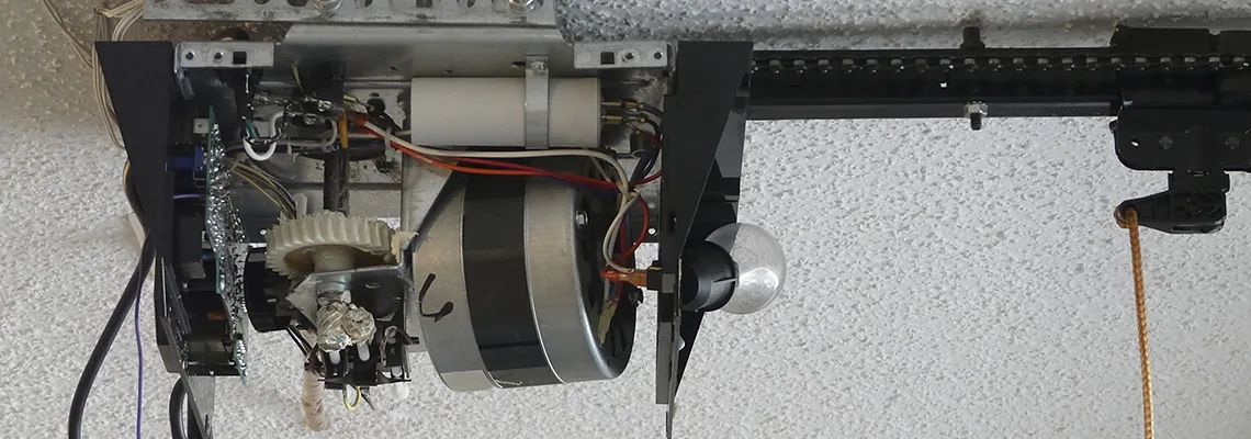 Sliding Garage Door Humming Noise Repair in Oshawa, Ontario