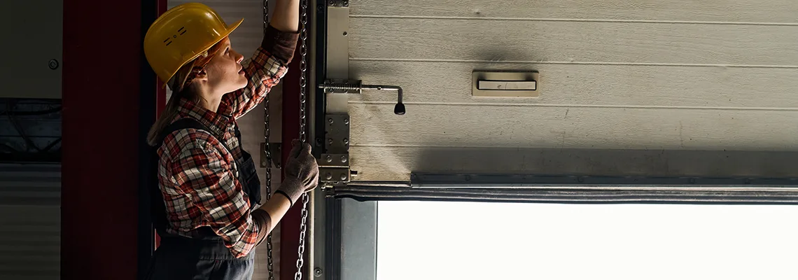 Overhead Garage Door Technician in Oshawa, ON