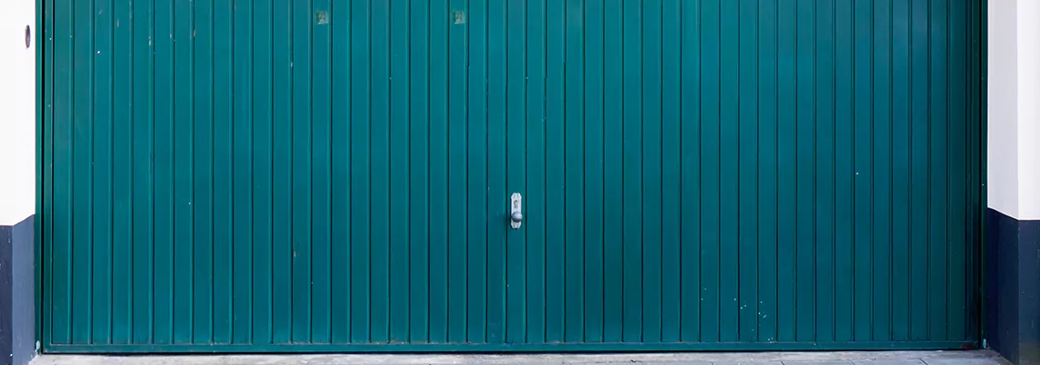 Vinyl Garage Doors Repair Specialists in Oshawa, ON