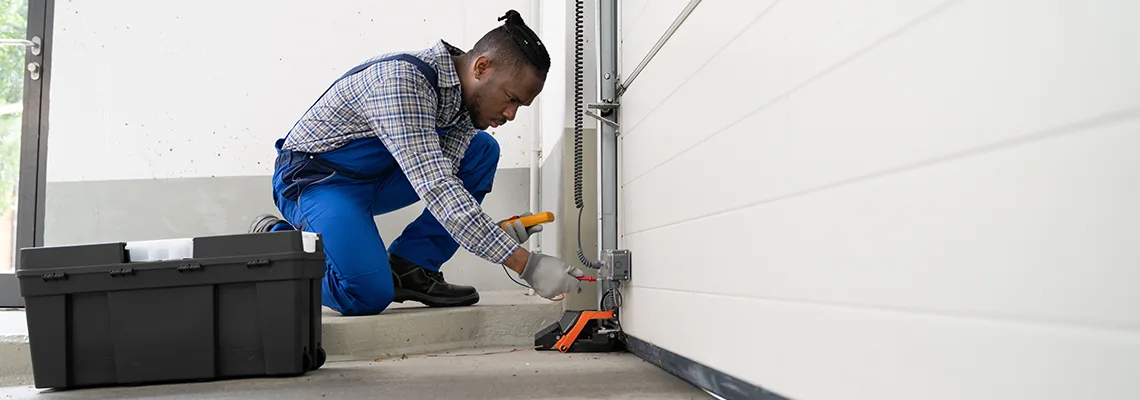 Repair Garage Door Not Closing But Light Flashing in Oshawa, ON
