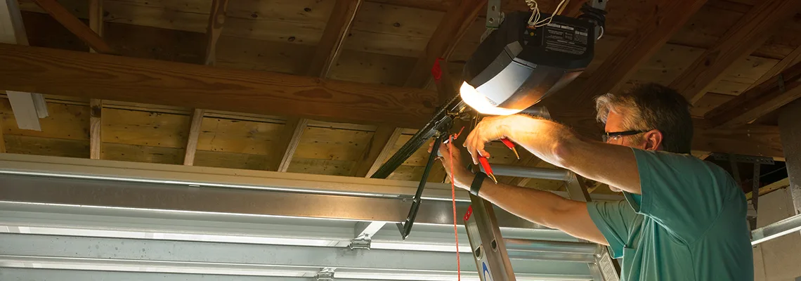 Garage Door Panel Troubleshooting in Oshawa, Ontario